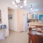 Sapphire Beachfront Casa de hóspedes 4*