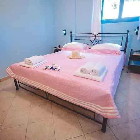 Sapphire Beachfront Erétria